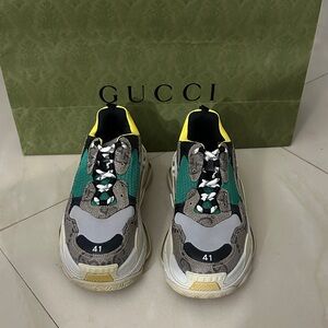 Gucci BALENCIAGA Green and Gray Sneakers for men or women